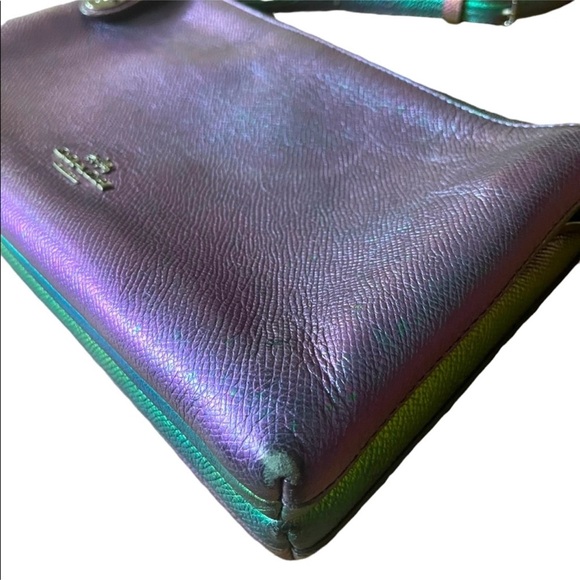 Rare Coach Holo Oil Slick Crossbody - Picture 7 of 12